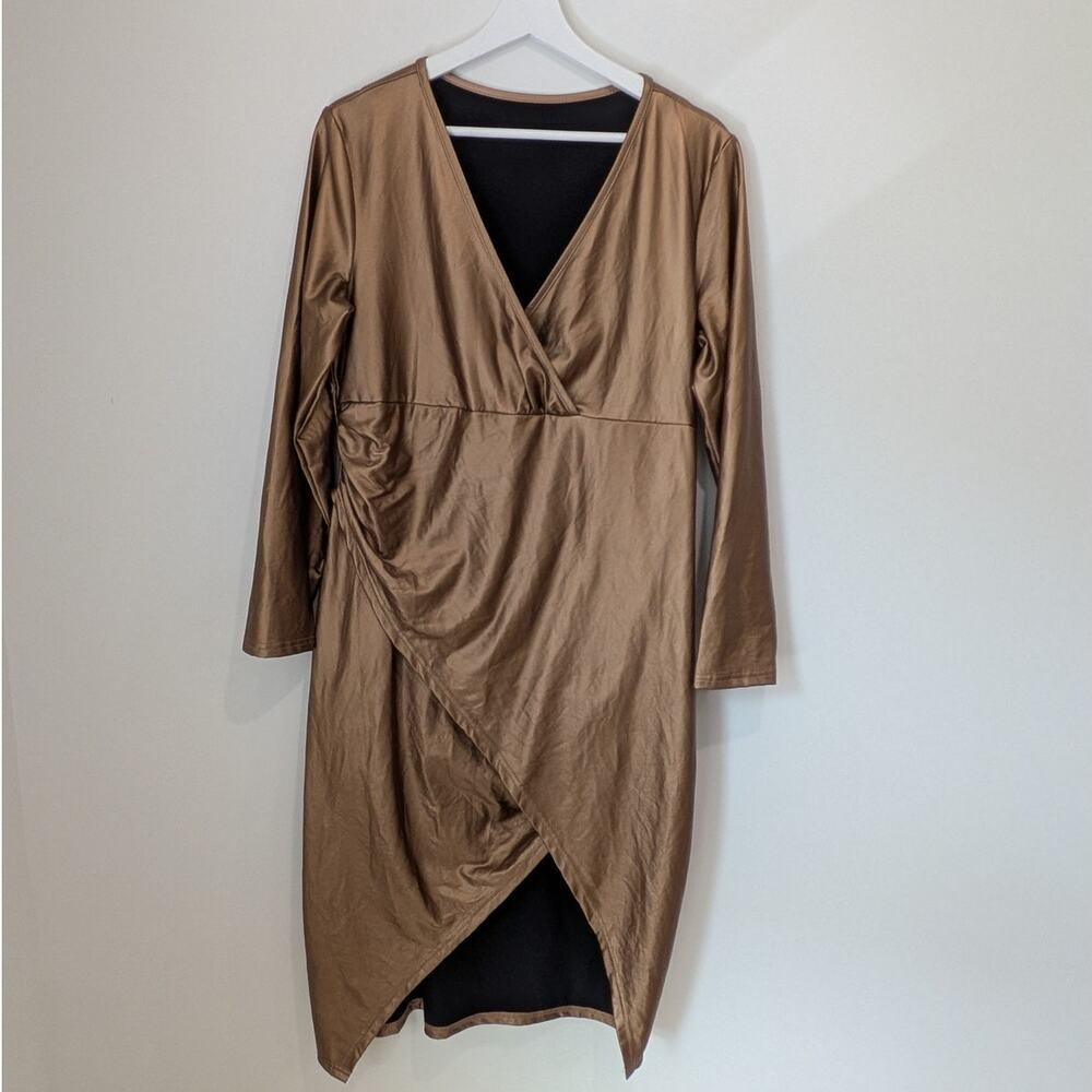 Gold Metalic faux leather Rusched dress v-neck Size OXL Glam, Edgy